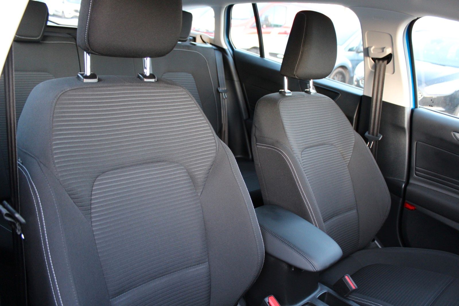Ford Focus Titanium Turnier 1,0EcoBoost*Automatik*AHK