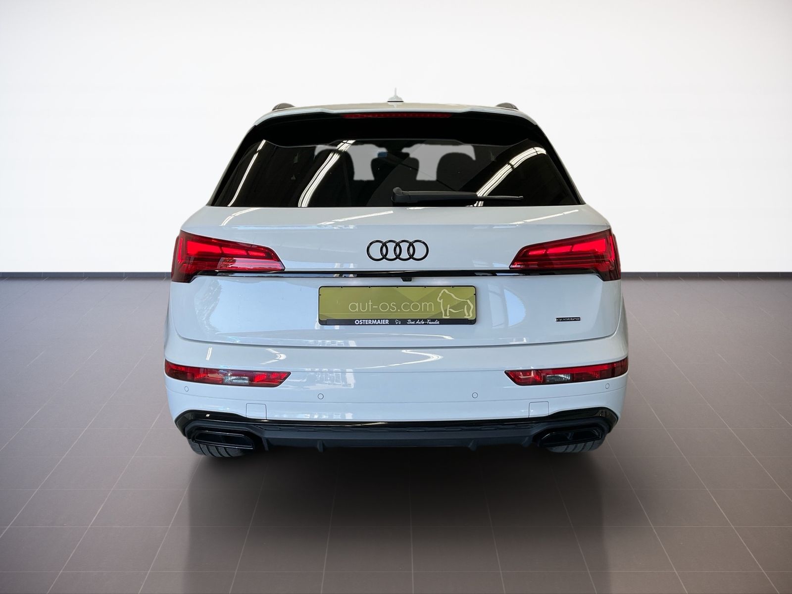 Audi Q5 S-LINE BLACK 40TDI S-TRONIC - Samsaru's Car Outlet