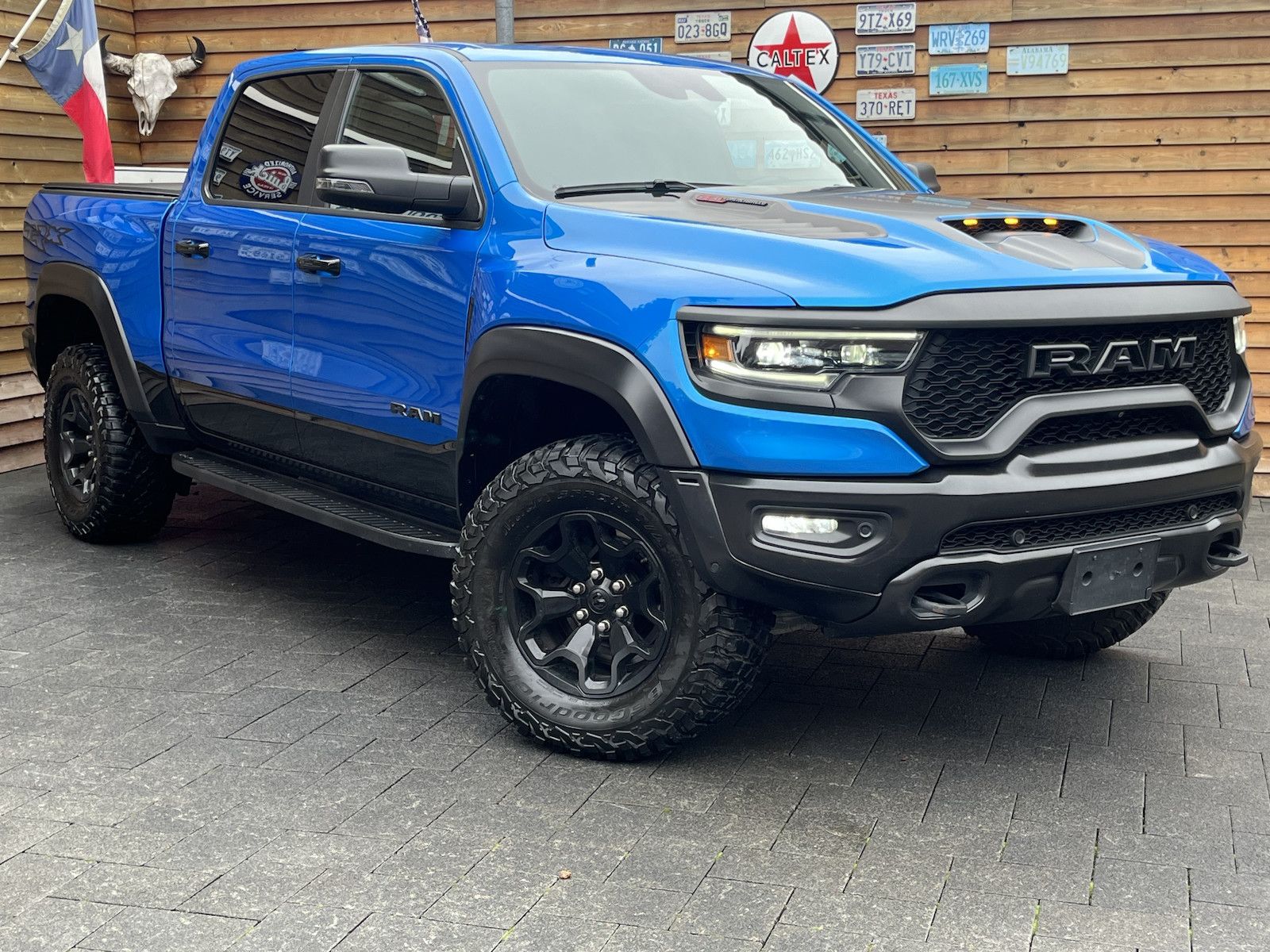 Dodge RAM 1500 TRX 6.2 H&K ACC 360° LVL2 Head-UP Pano