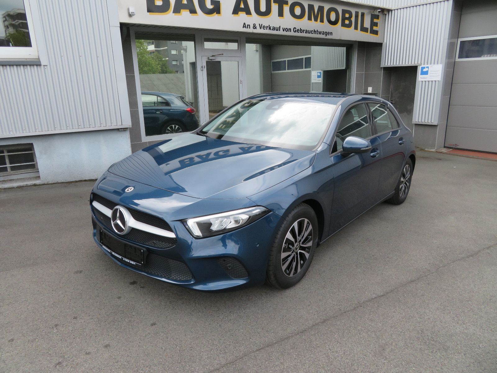 Mercedes-Benz A180 d Aut. - Samsaru's Car Outlet