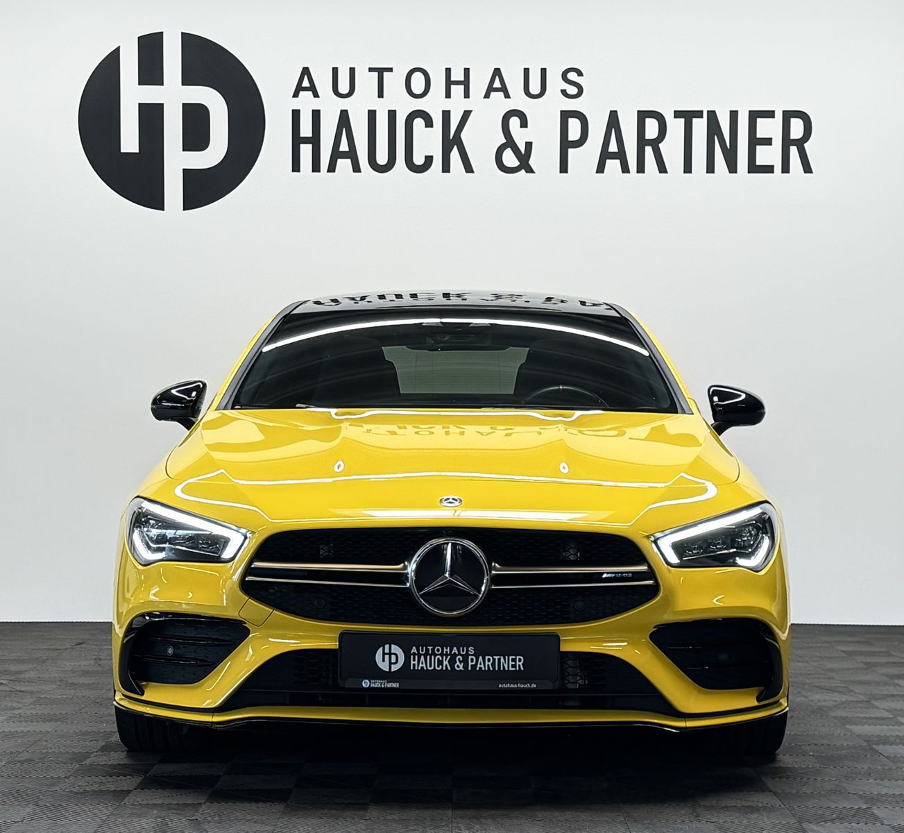 Mercedes-Benz CLA 35 AMG 4M Coupé - Samsaru's Car Outlet