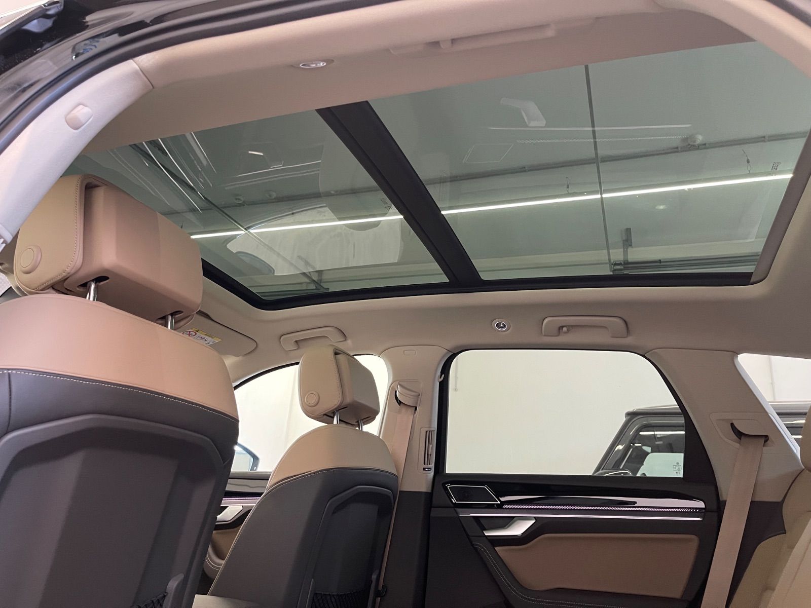 Volkswagen Touareg 3.0 TDI 4Motion R-Line Final Edition