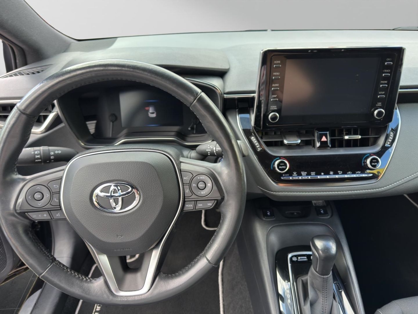 Toyota Corolla 1.8 TS Hybrid - Samsaru's Car Outlet