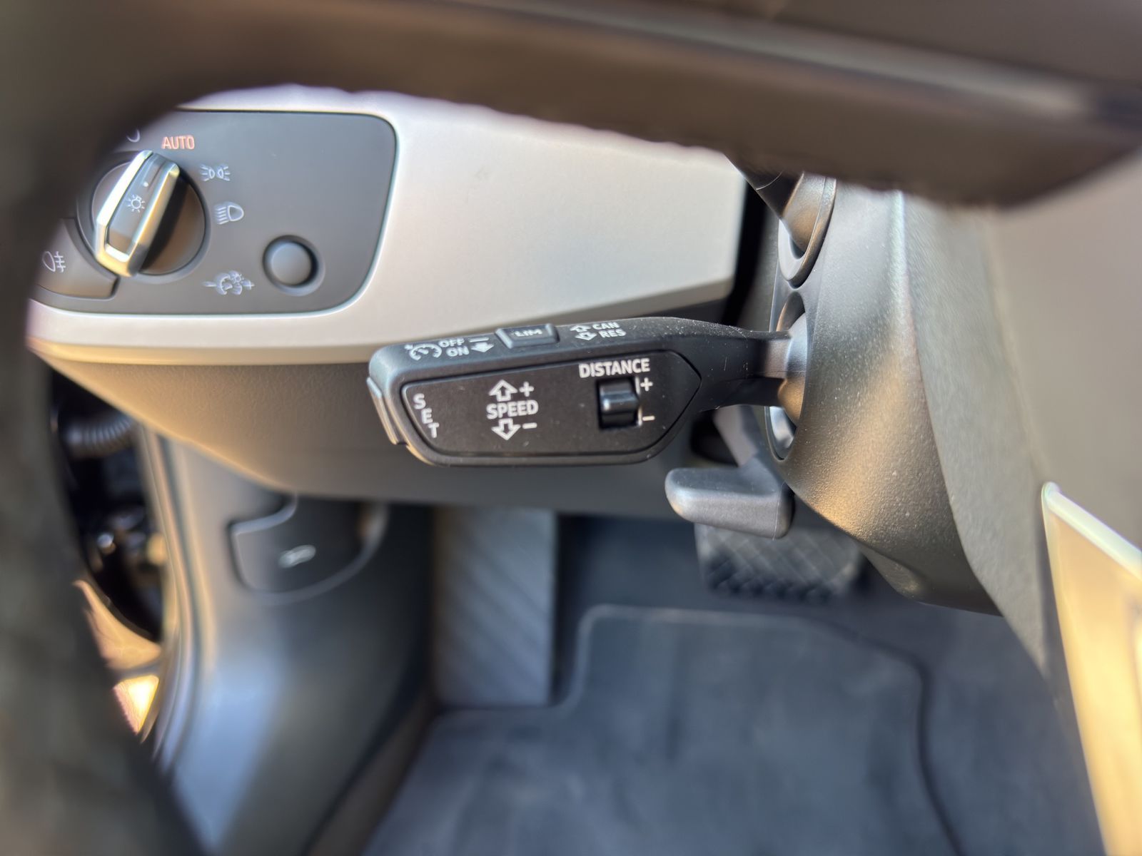 Audi A4 Avant 35 2.0 TFSI - Samsaru's Car Outlet