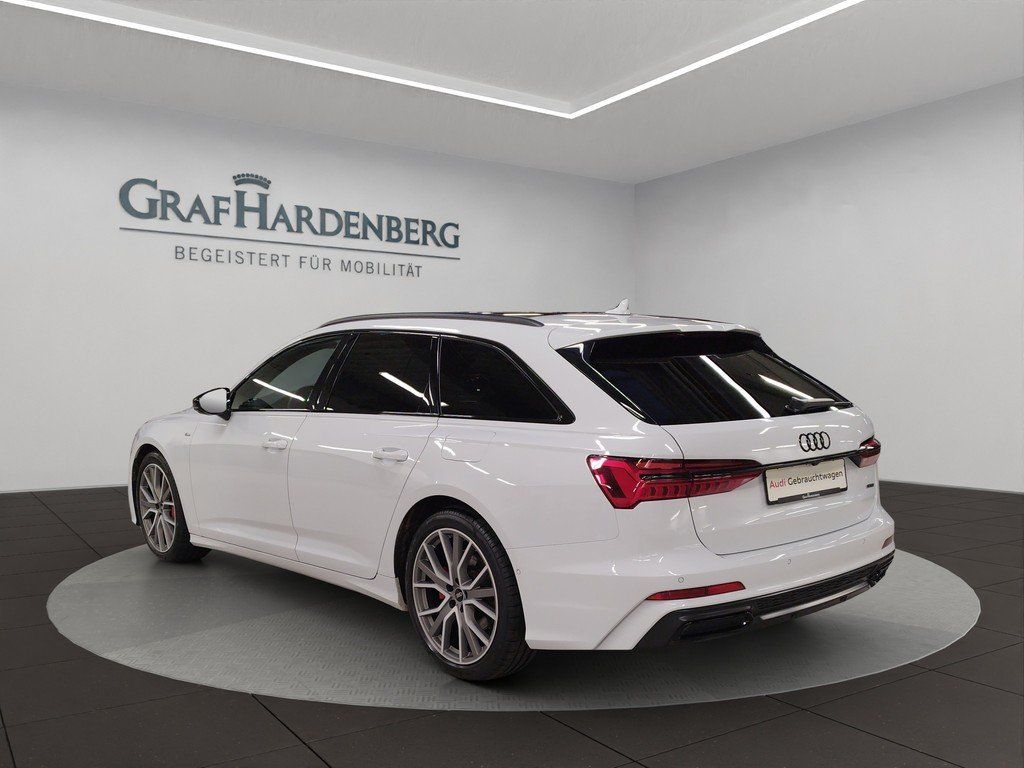 Audi A6 Avant 55 TFSIe qu. S tronic S line Pano Navi