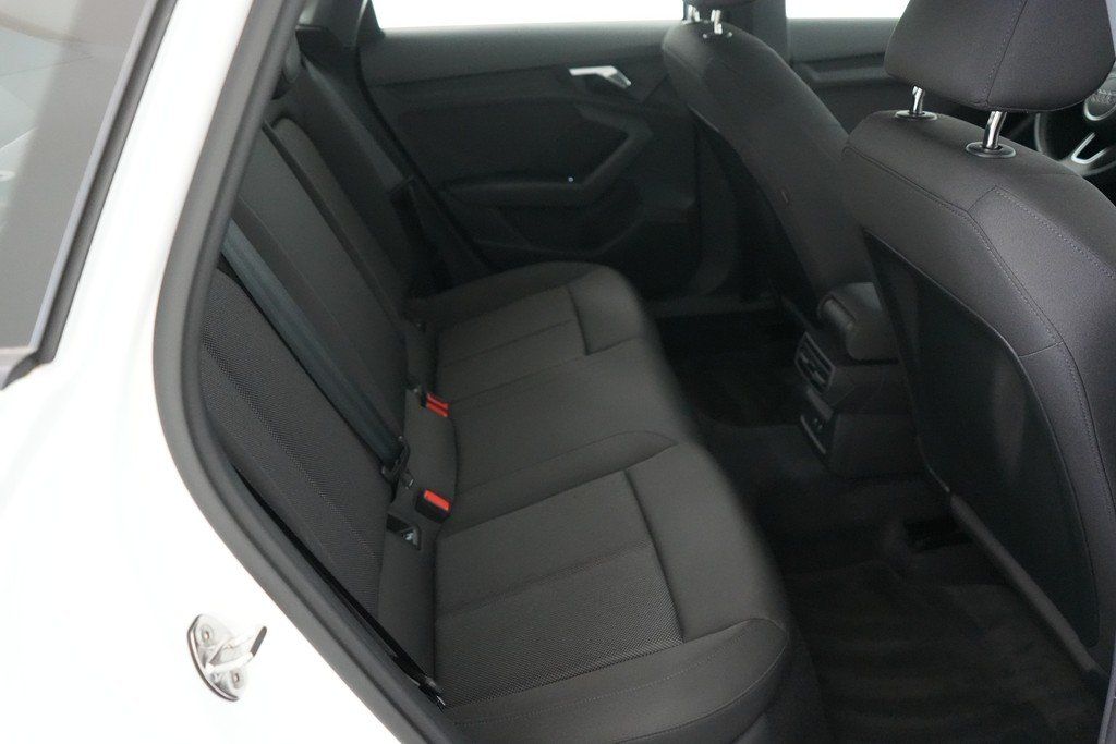 Audi A3 Sportb. 40 TFSIe S tronic advanced Navi