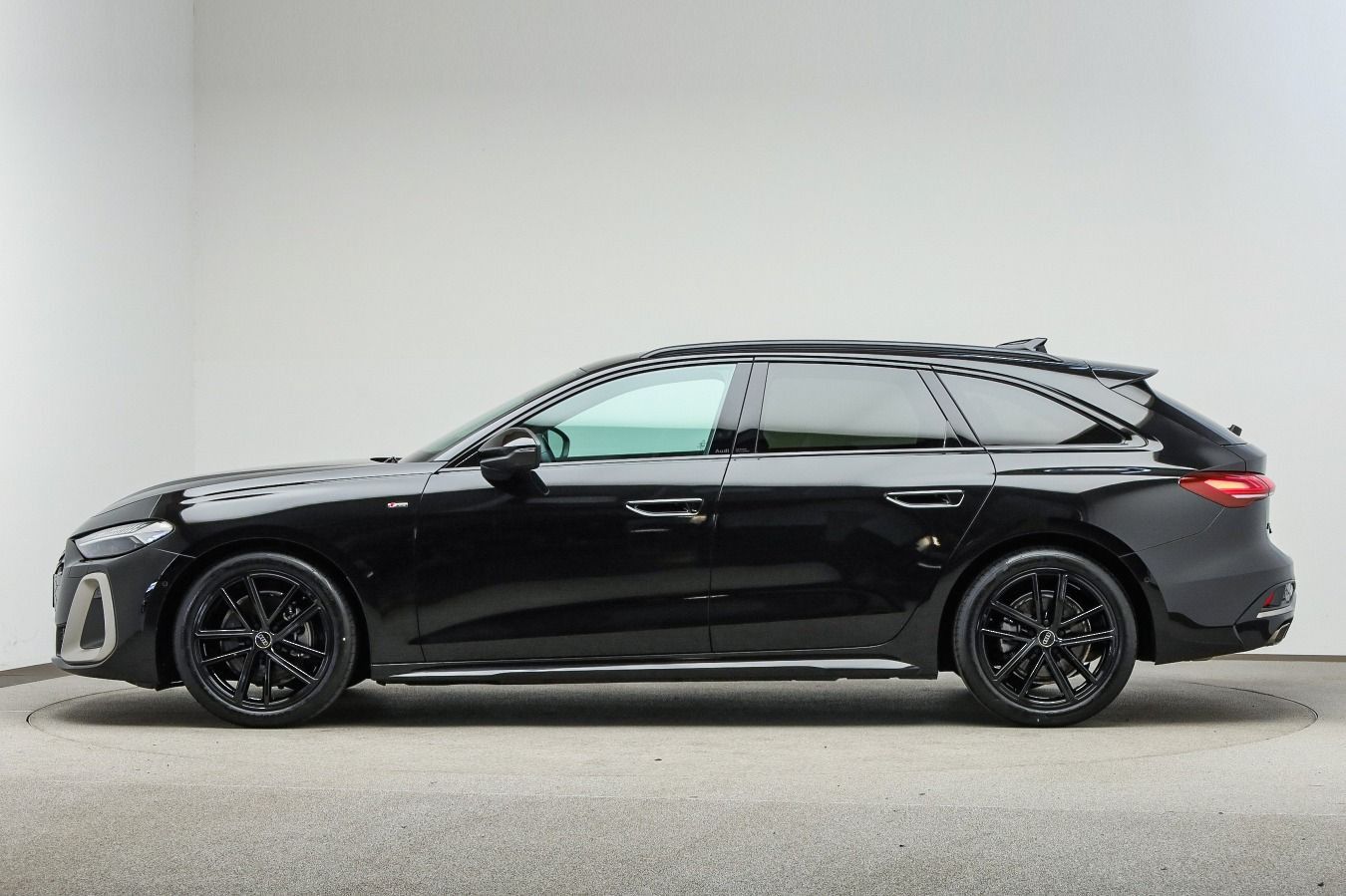 Audi A5 Avant TFSI quattro S-LINE*EDITION-ONE*NAVI*MA
