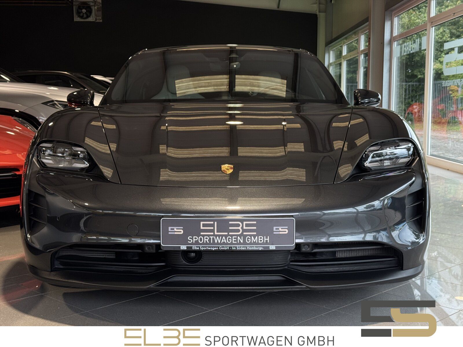 Porsche Taycan 4S Plus MATRIX BURM INNO PANO 360° KERAMI
