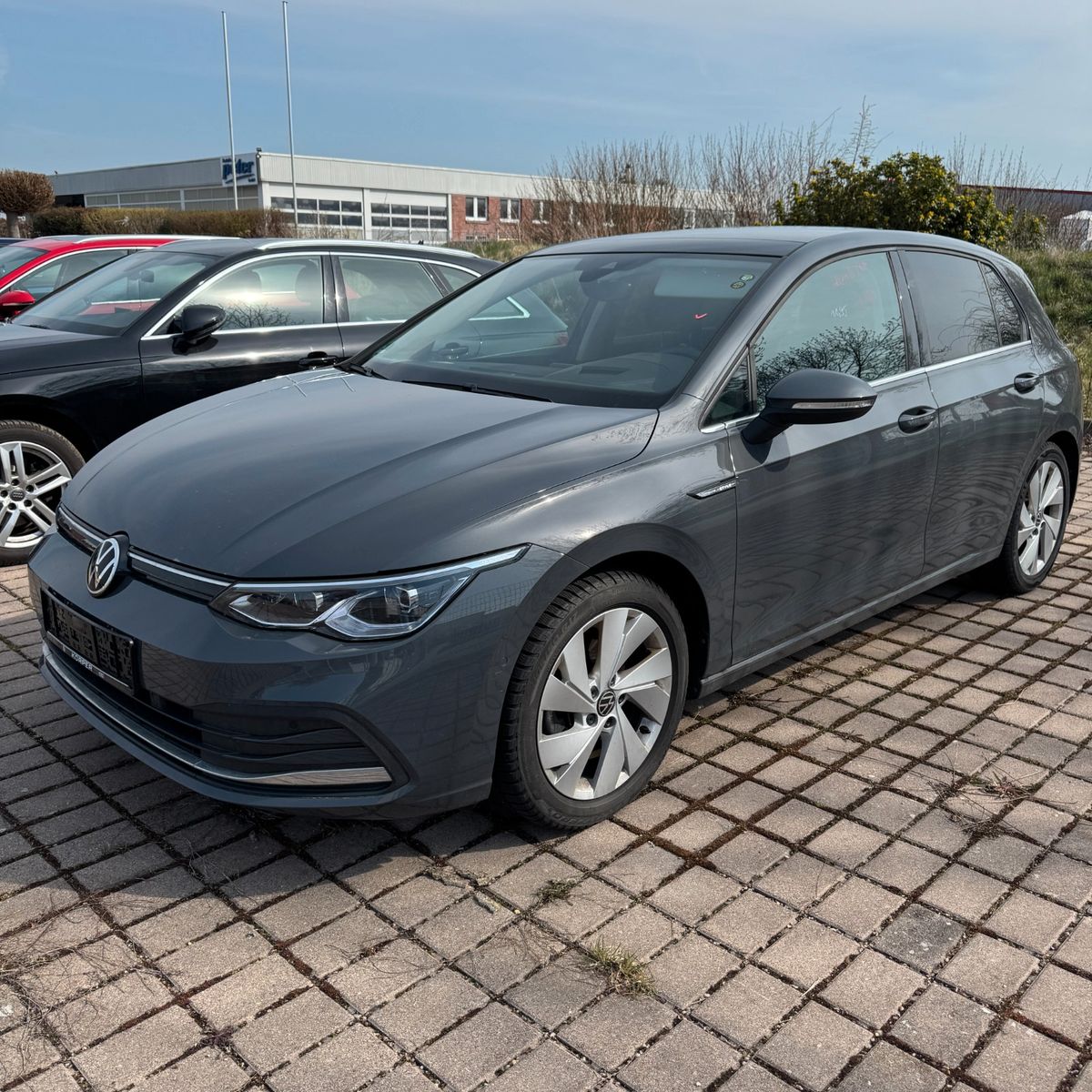 Volkswagen Golf VIII Lim. Style 1.5 eTSI - Samsaru's Car Outlet