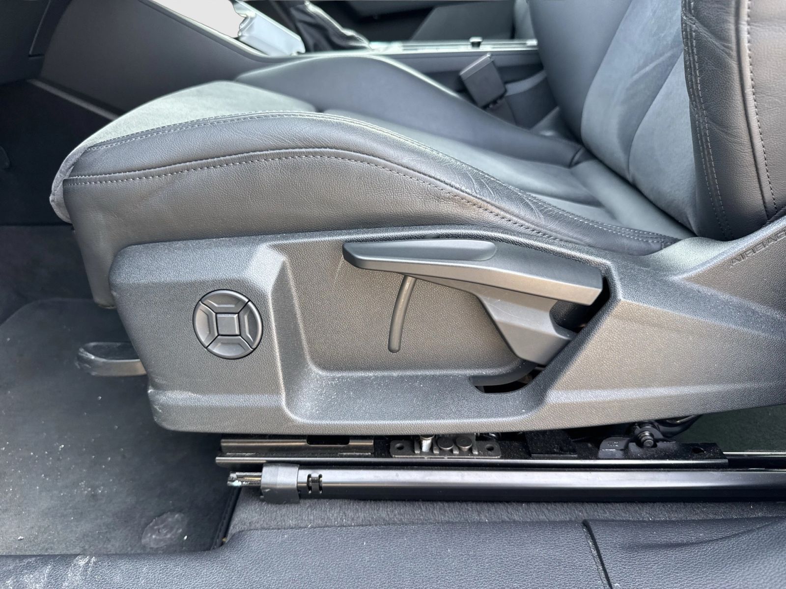Audi Q3 Sportback 40 TDI Q S LINE - Samsaru's Car Outlet