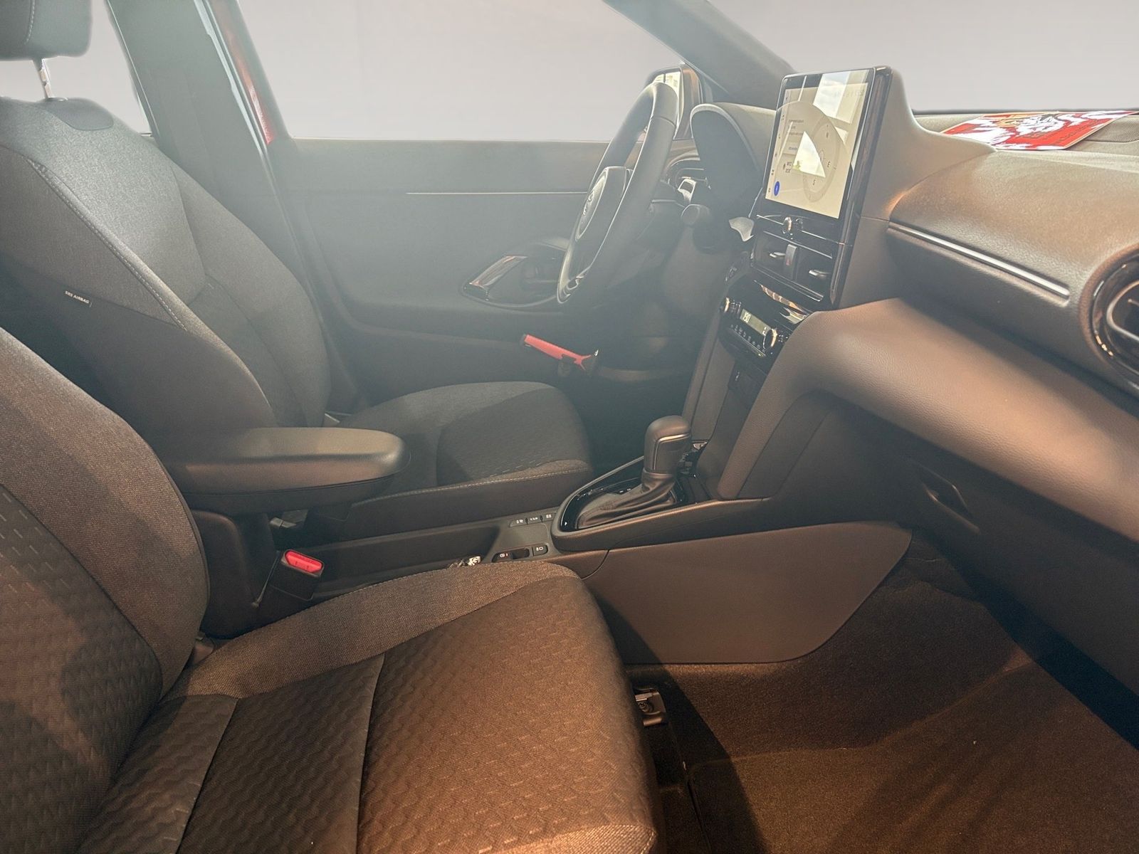 Toyota Yaris Cross 1.5 Teamplayer Winter+Safety ACC+LED