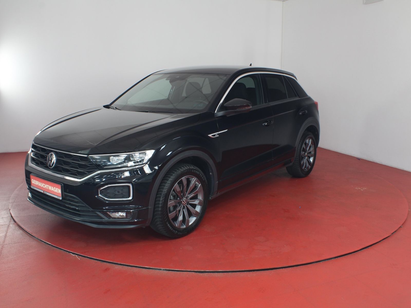 Volkswagen T-Roc R-Line - Samsaru's Car Outlet