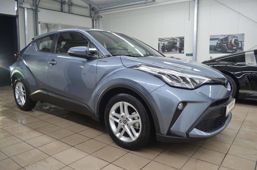 Toyota C-HR 1.8 Hybrid Flow+ - Samsaru's Car Outlet