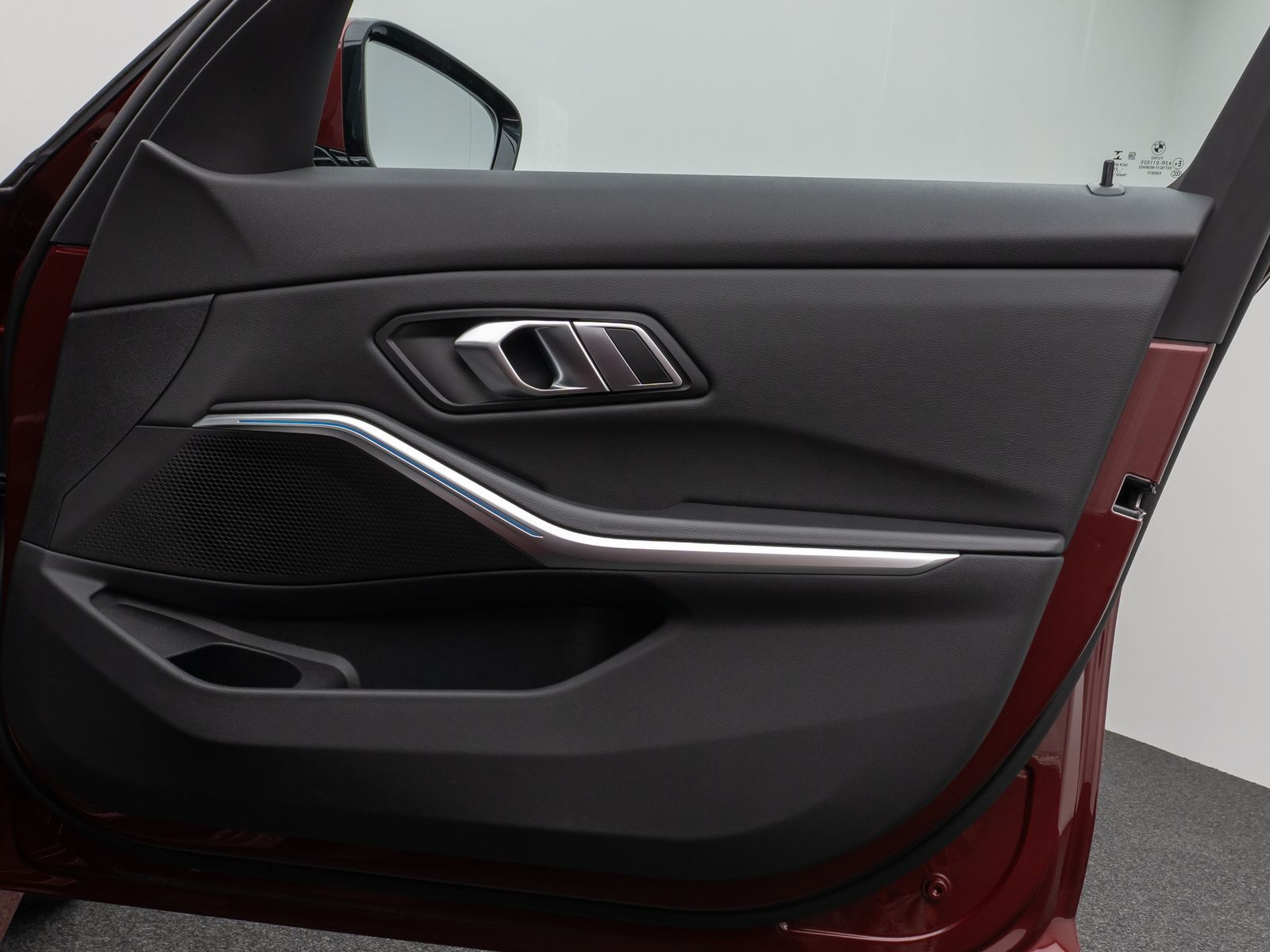 BMW 320e Luxury Line - Samsaru's Car Outlet