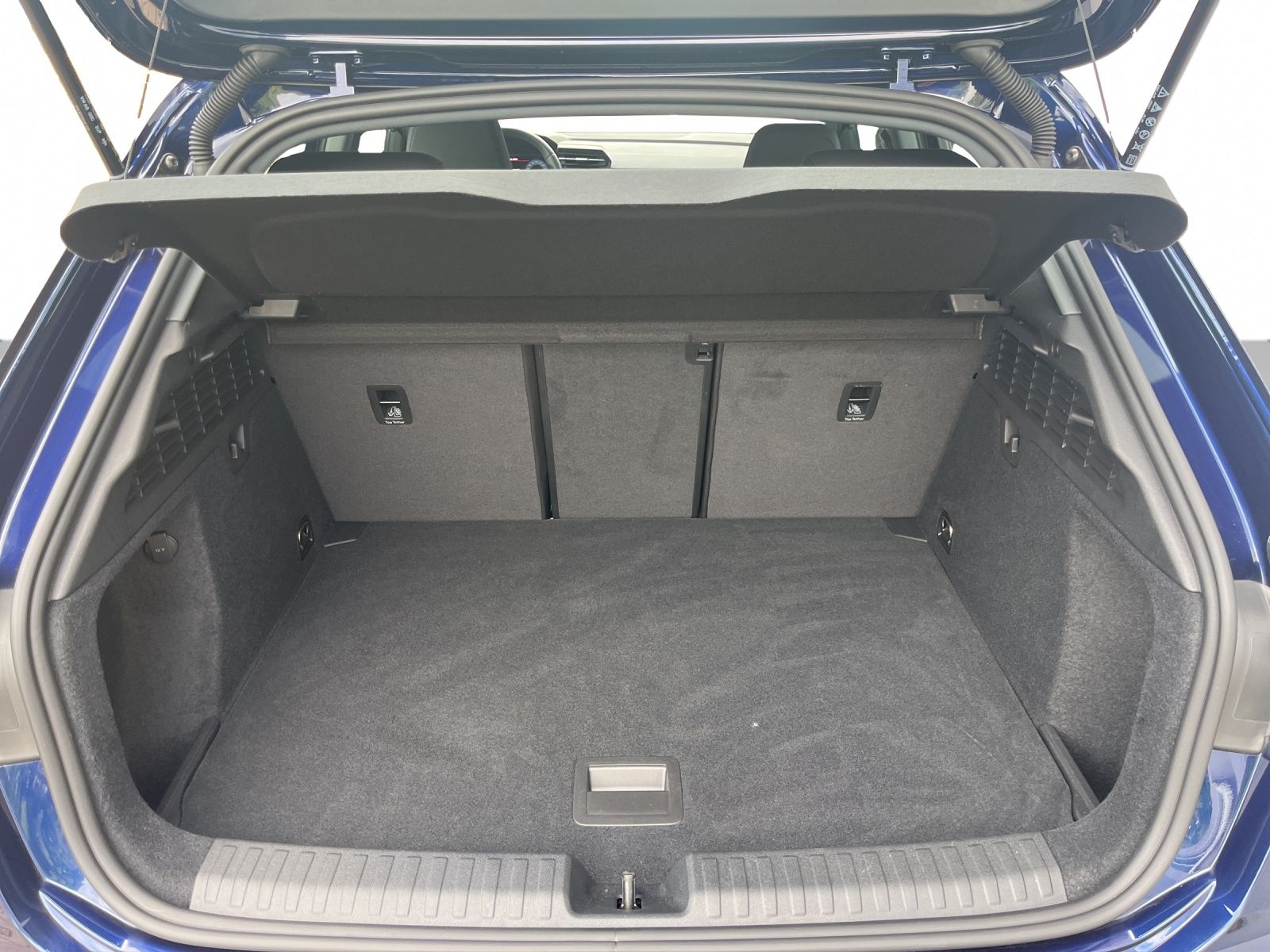 Audi A3 Sportback 35 TFSI S Line - Samsaru's Car Outlet