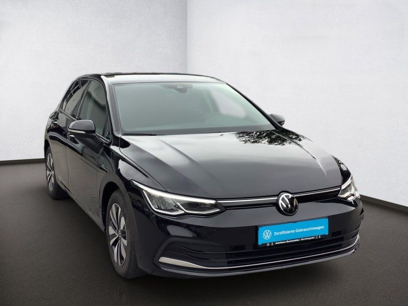 Volkswagen Golf VIII 1.5 TSI Move - Samsaru's Car Outlet
