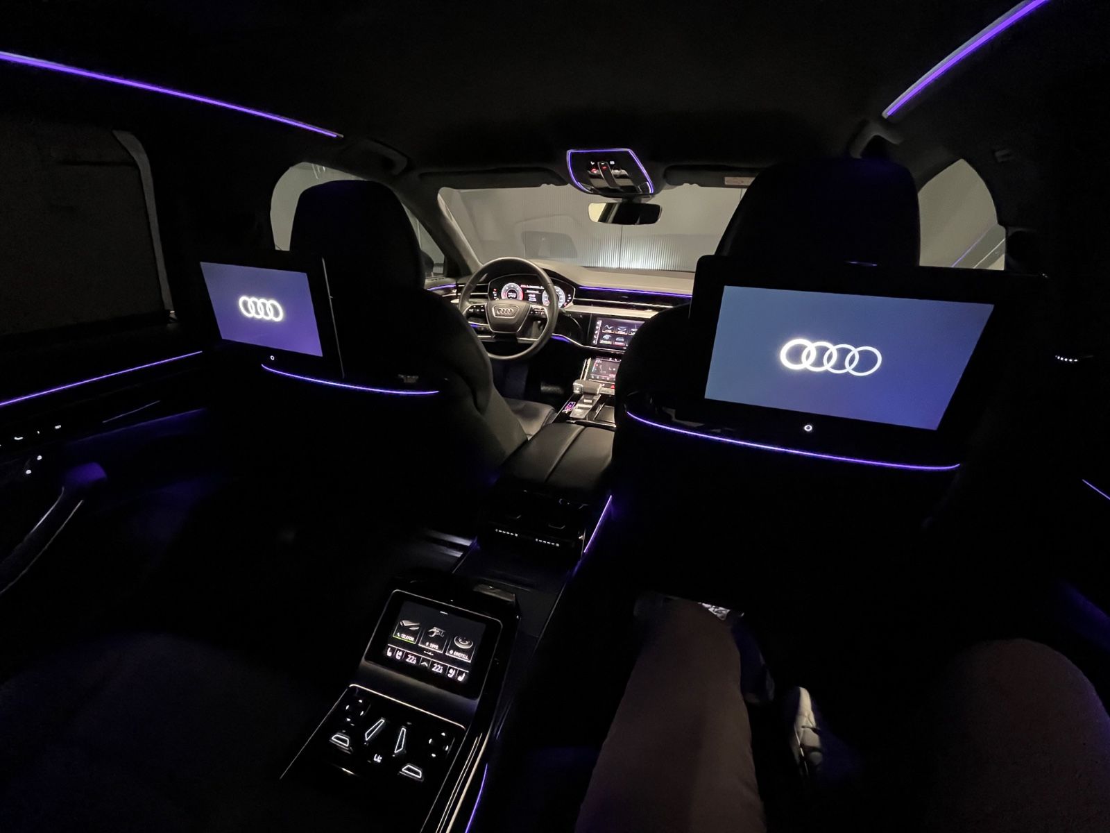 Audi A8 50 TDI L quattro - Samsaru's Car Outlet