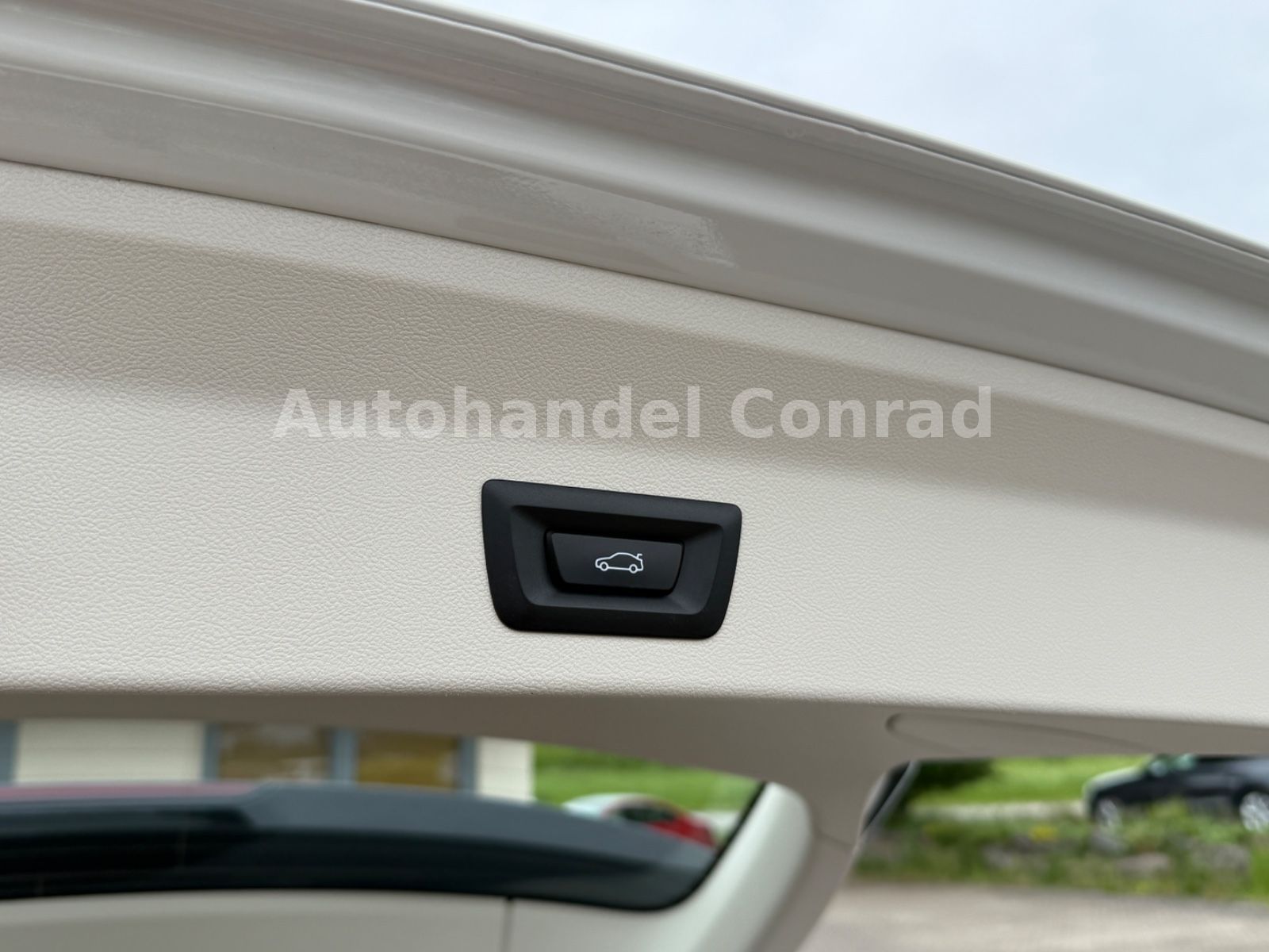BMW X3 xDrive 20d - Samsaru's Car Outlet