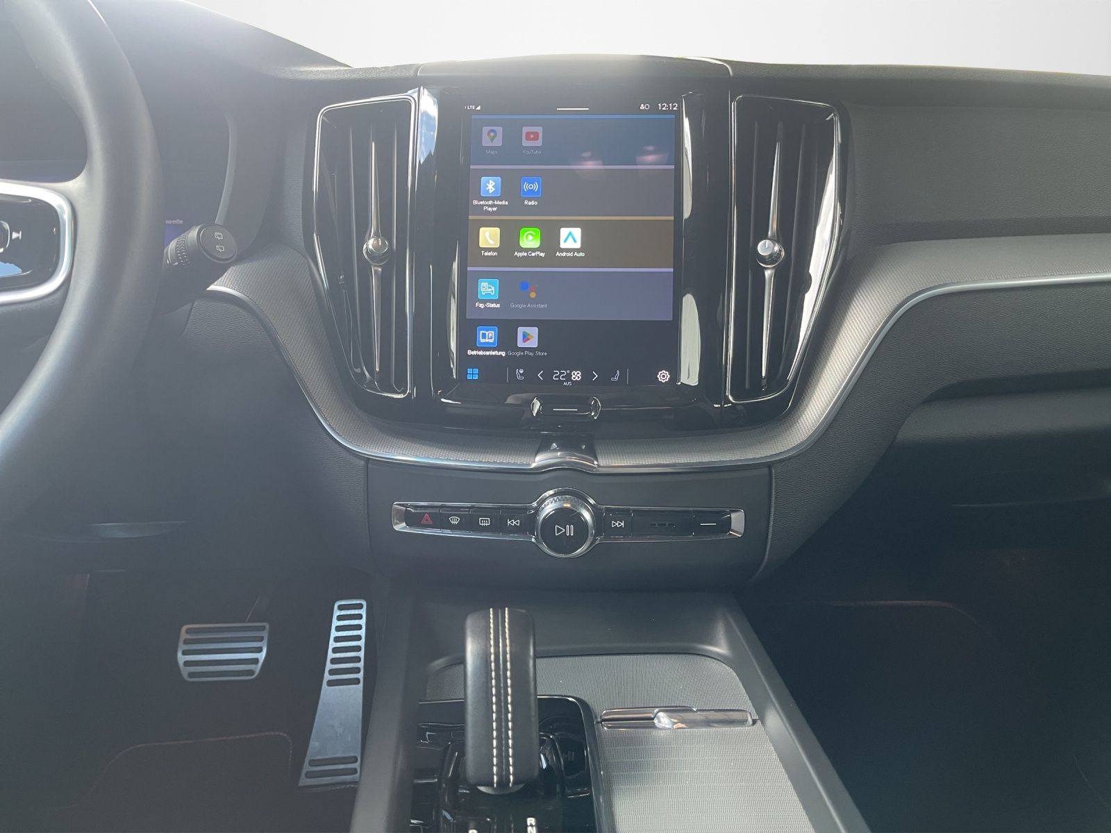 Volvo XC60 Twin Engine R Design Recharge AHK