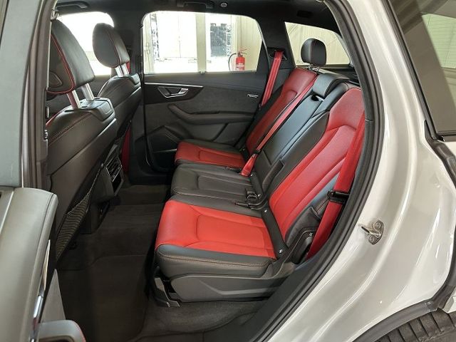 Audi Q7 50 TDI quattro S line *INDIVIDUAL*