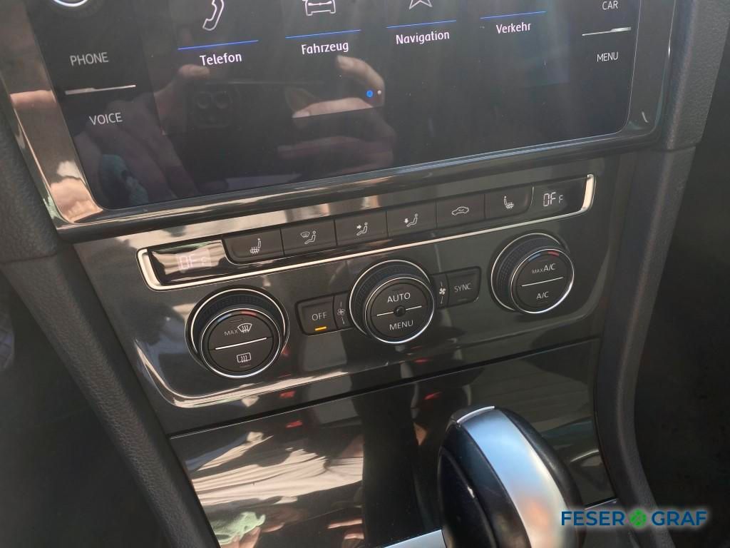 Volkswagen Golf VII Variant 2.0 TDI Comfortline DSG R-Line - Samsaru's Car Outlet