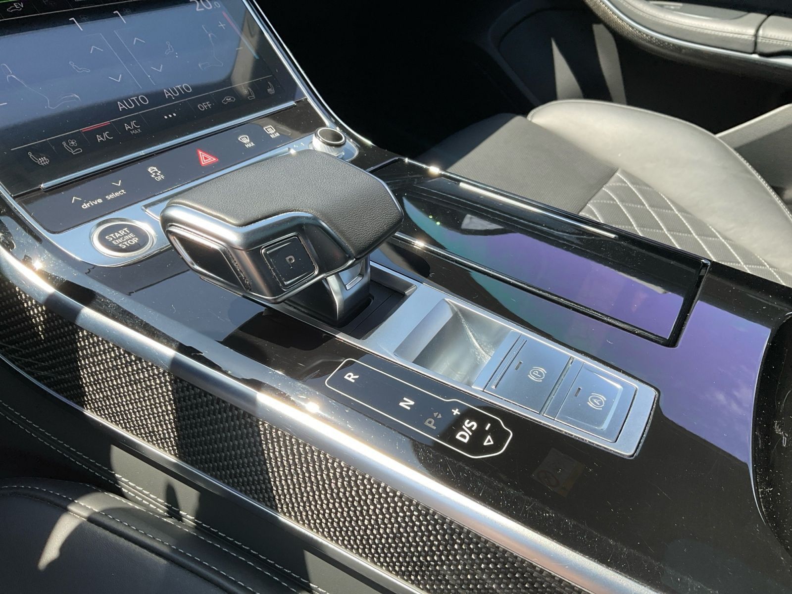 Audi A8 60 TFSI e quattro tiptronic 2x S line PANO