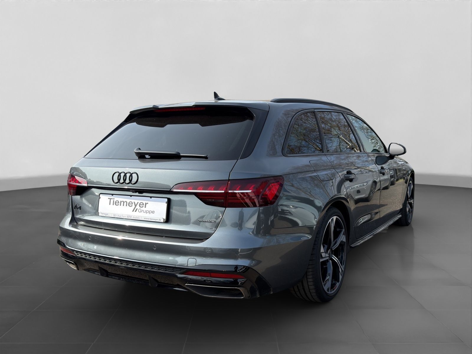 Audi A4 Avant 40 TFSI Q 2x S LINE AHK MATRIX-LED LM19