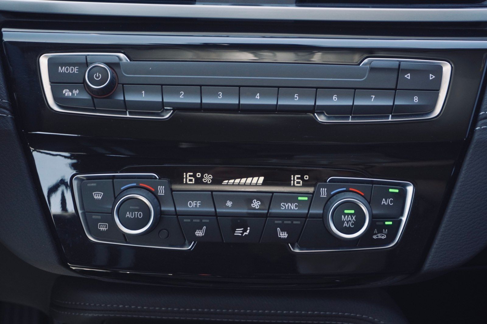 BMW X1 xDrive25e Sport Line - Samsaru's Car Outlet