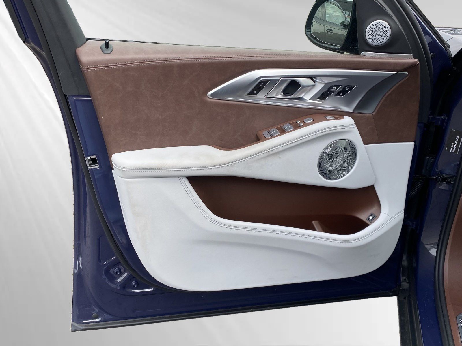 BMW XM 50e Inkl. € 1.190 Zubehörbonus *Sepia met.*|A