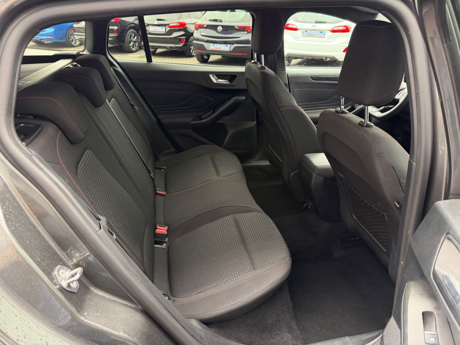 Ford Focus Turnier 1.5TDCI ST-Line AUTOMATIK*ACC*NAVI