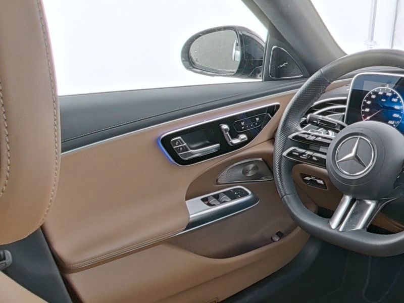 Mercedes-Benz E 450 d 4M , AMG Night Pano Digitl HUD 360 Distr