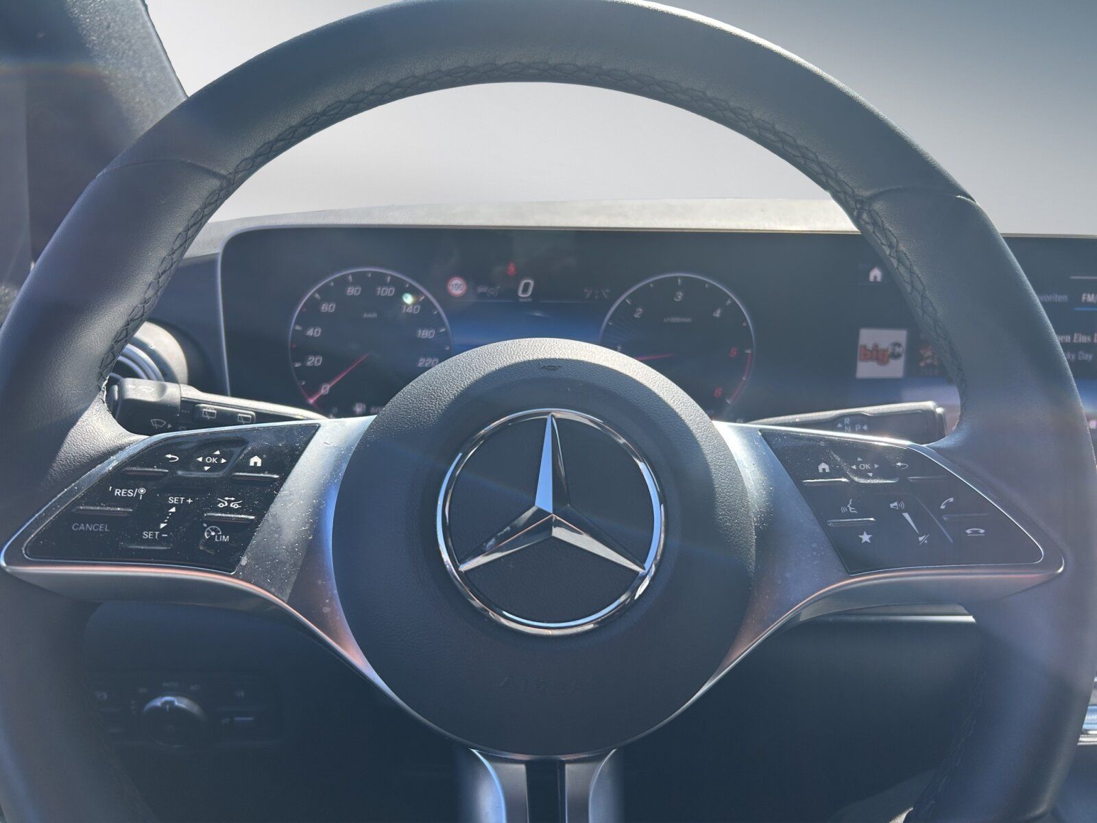 Mercedes-Benz V 300 d AVANTGARDE - Samsaru's Car Outlet