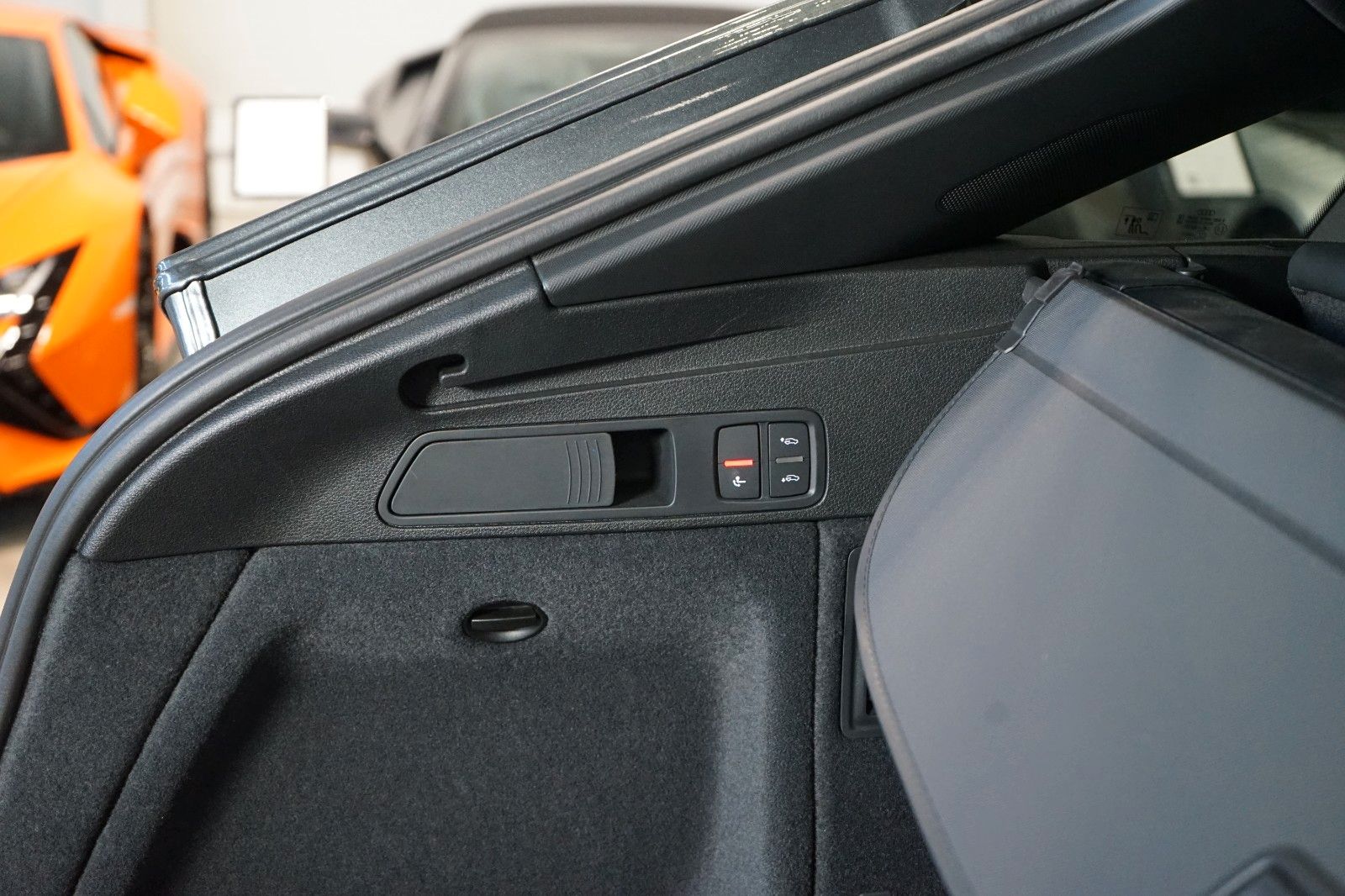 Audi 40 TDI quattro S line - Samsaru's Car Outlet