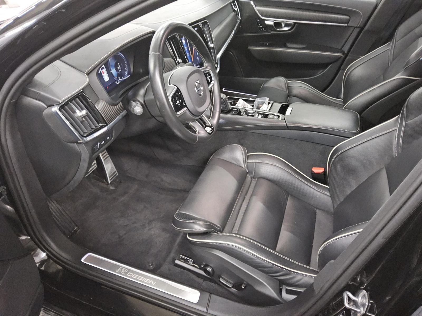 Volvo S90 T8 AWD Hybrid R-Design Navi LED HuD H-K 360°