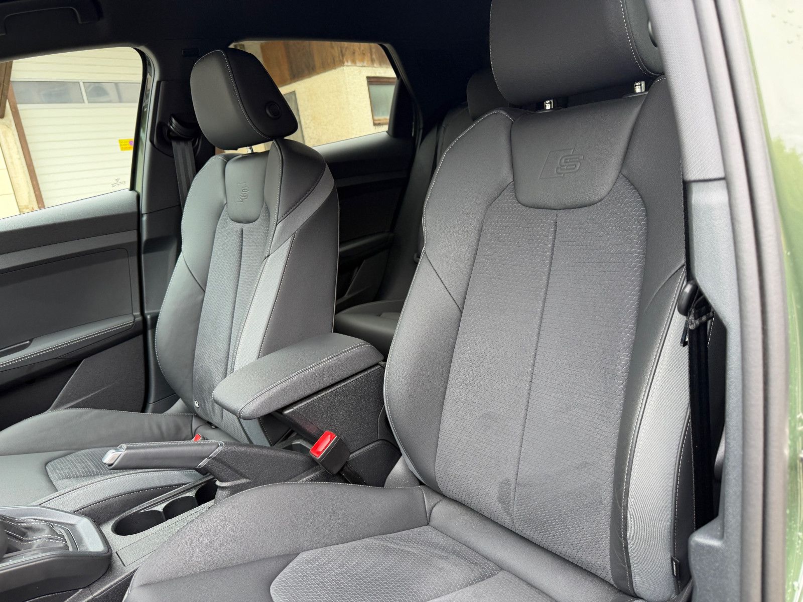 Audi A1 Sportback 40 TFSI S line, S line Plus, VOLL!!