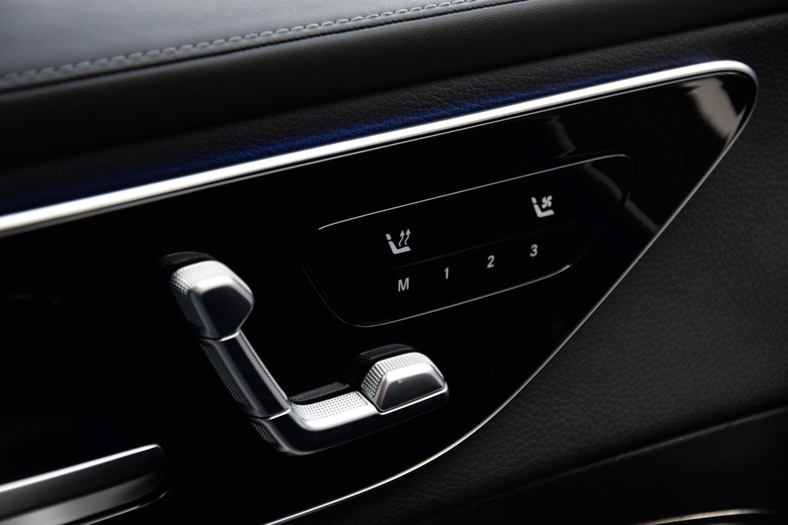 Mercedes-Benz GLC 450d 4Matic/AMG Line/PANO/VOLL/ACC/BURMESTER