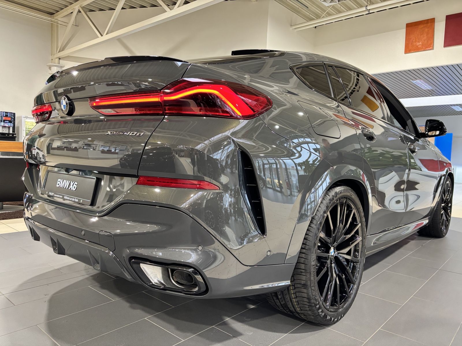 BMW X6 xDrive40d M SportPro B&W PANO HUD 360° AHK DA