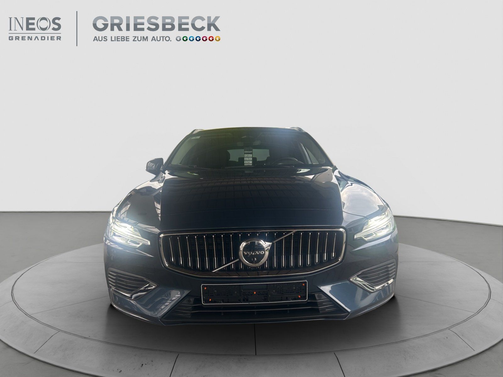 Volvo V60 T8 Plus Bright Bright Recharge