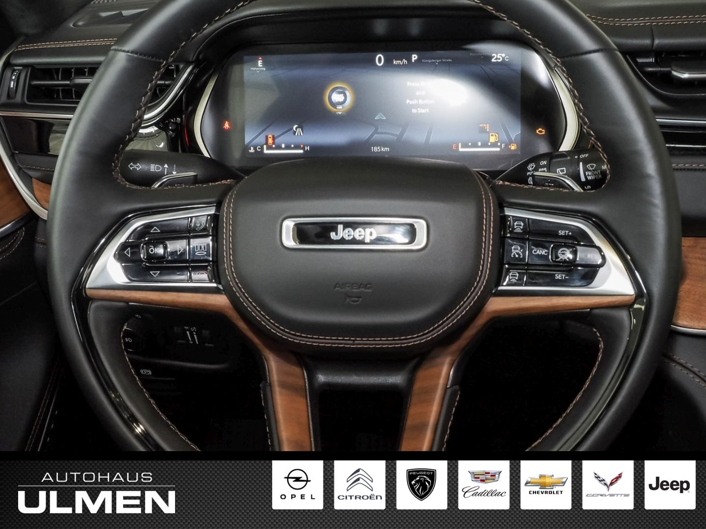 Jeep Grand Cherokee 5.7 V8 Summit Reserve Luftfahrwer