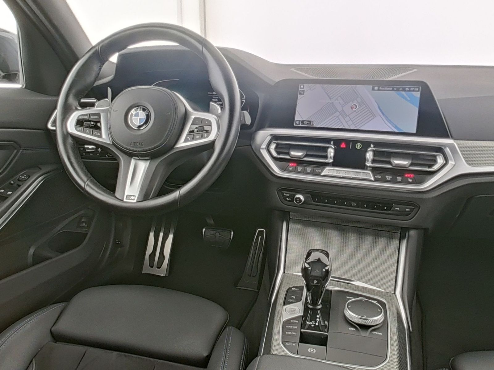 BMW 330i M-Sport - Samsaru's Car Outlet