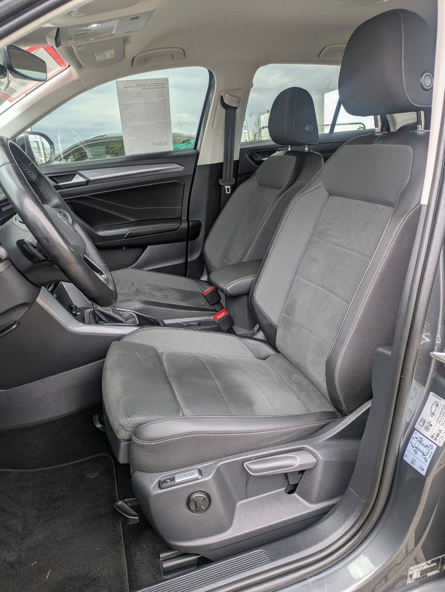 Volkswagen T-Roc Style 2.0 TDI DSG - Samsaru's Car Outlet