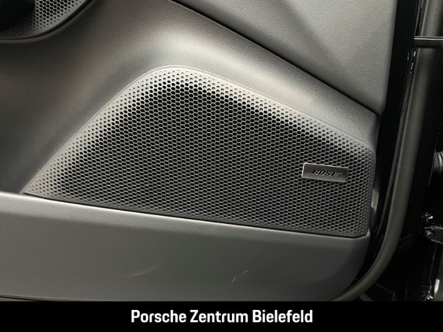 Porsche Macan 4 - Samsaru's Car Outlet