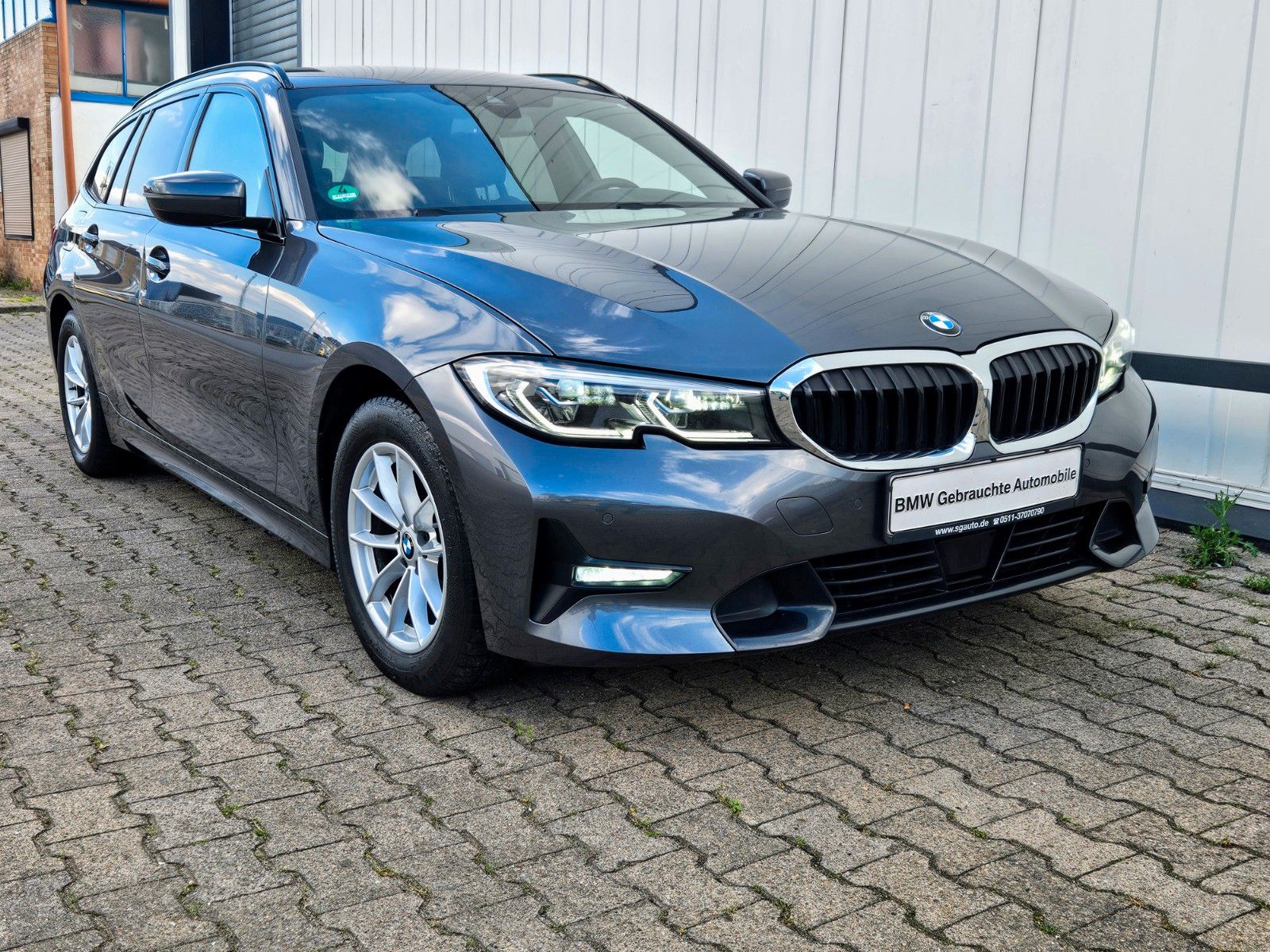 BMW 320d SPORT LINE - Samsaru's Car Outlet