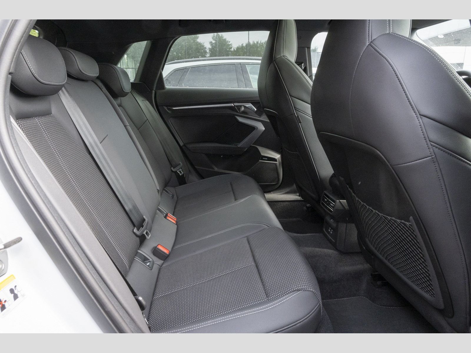 Audi A3 Sportback 35 TDI S-tronic S line - Samsaru's Car Outlet