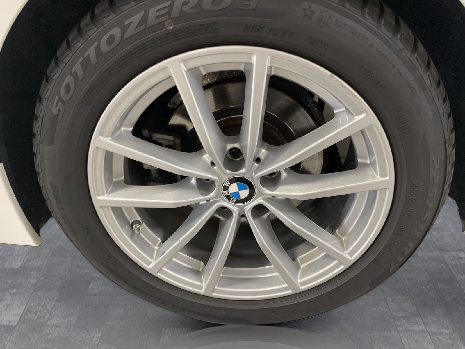 BMW 320i xDrive M Sport - Samsaru's Car Outlet