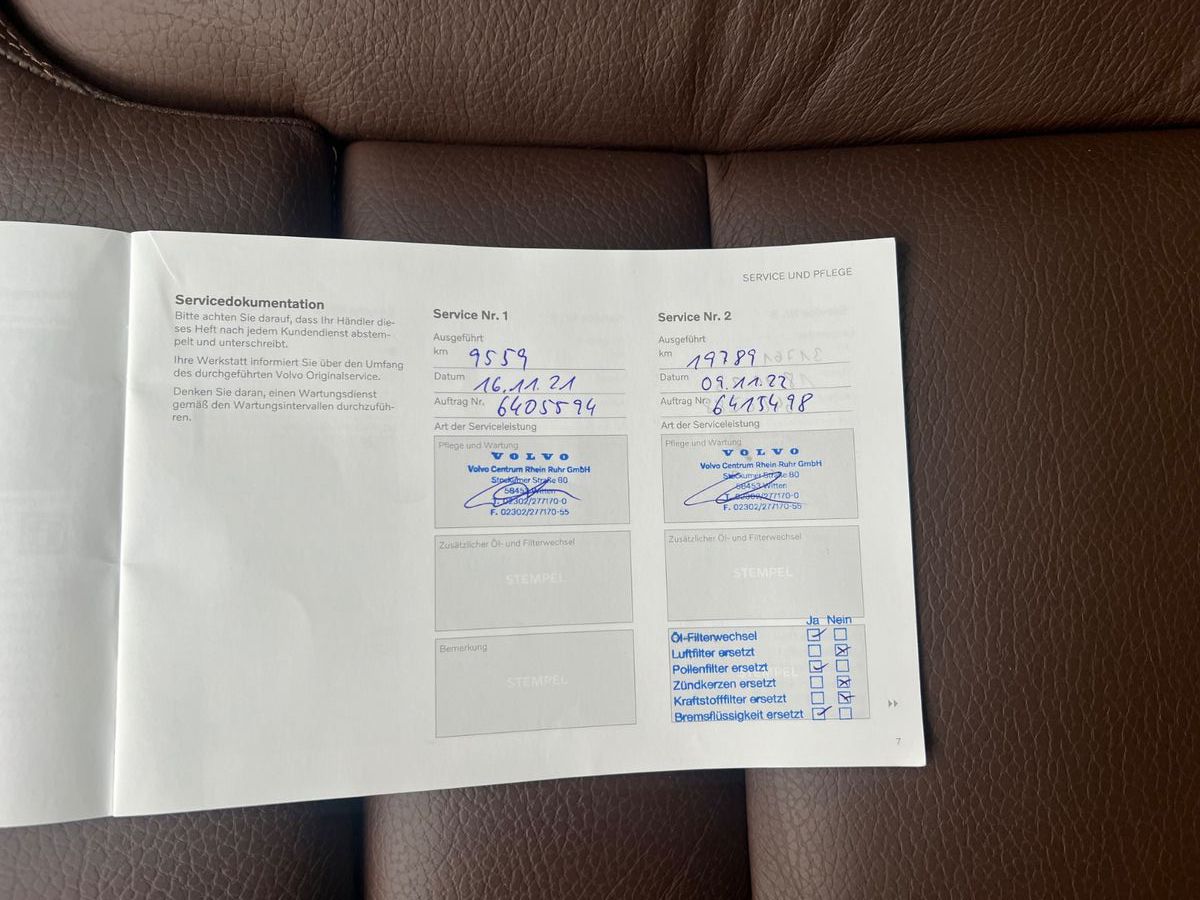 Volvo XC60 B4 Diesel AWD Inscription AHK GARANTIE