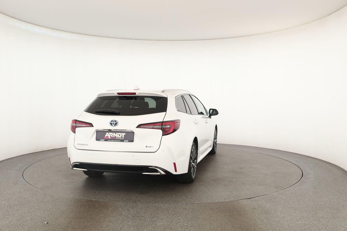 Toyota Corolla Touring Sports 2.0 CVT Team D Navi Kam