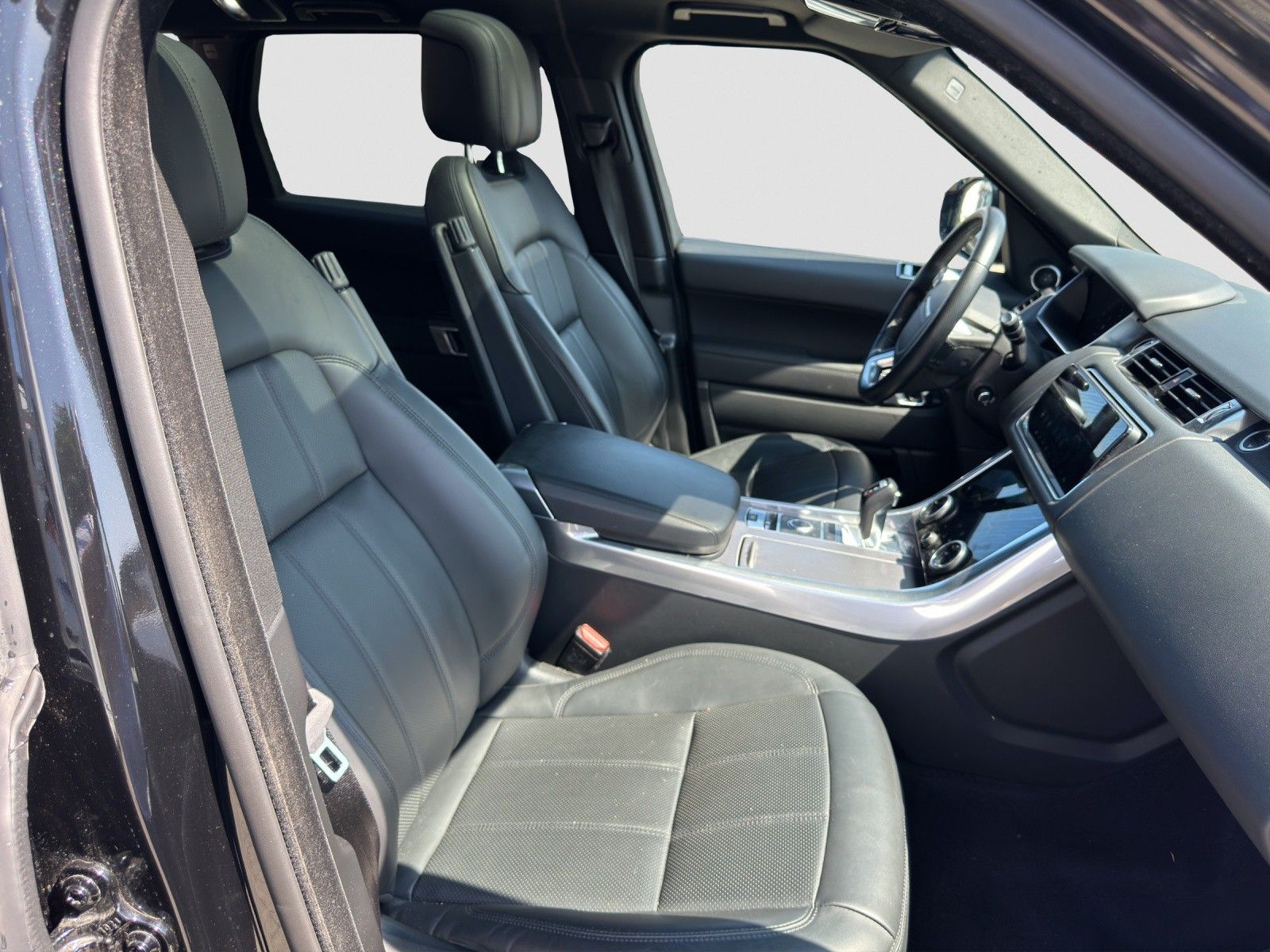 Range Rover Sport HSE D250 - Samsaru's Car Outlet