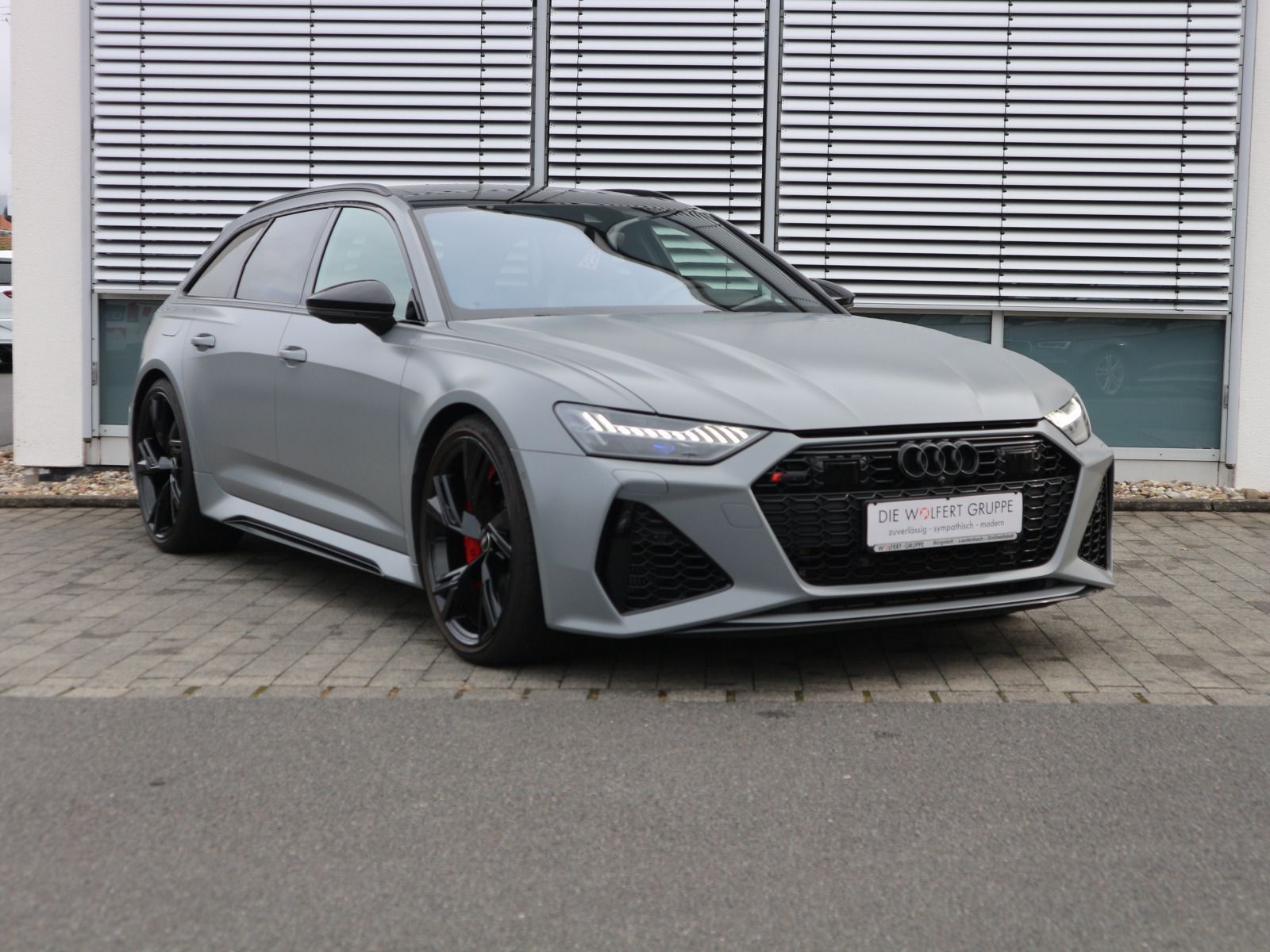 Audi RS 6 Avant 4.0 TFSI quattro MATRIX*AHK*HUD*PANO*