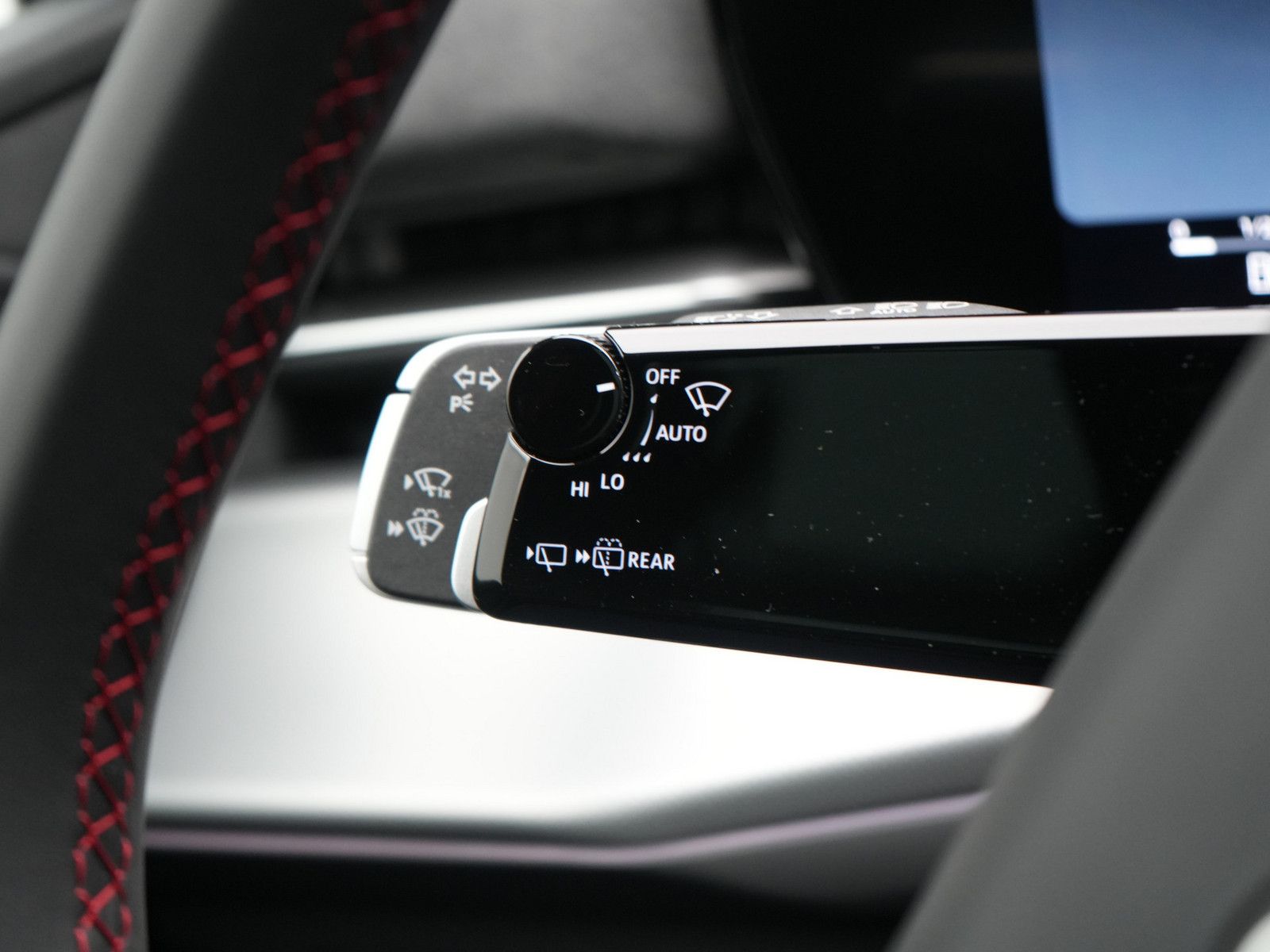 Audi Q3 S tronic S line AHK PANO SONOS KAM360° HUD
